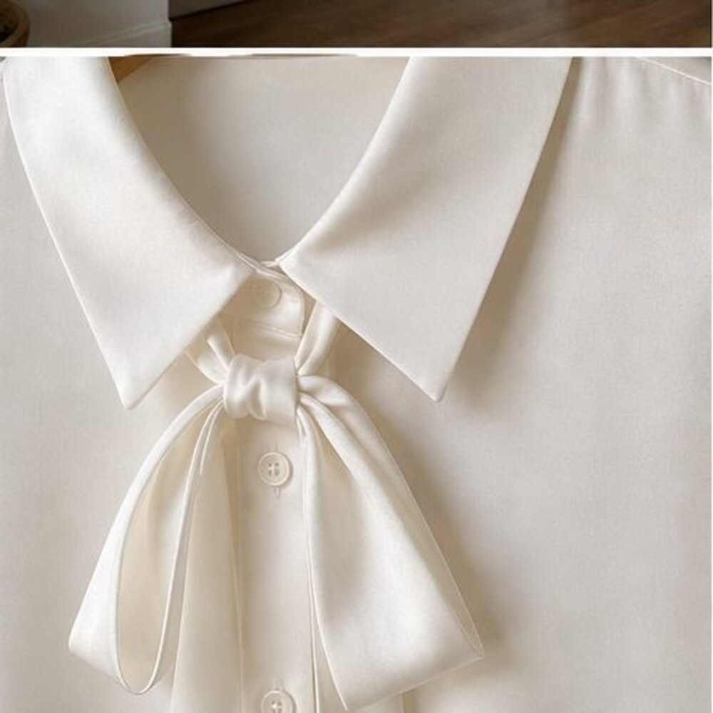 Ivory Smocked Top - Picture 4 of 6
